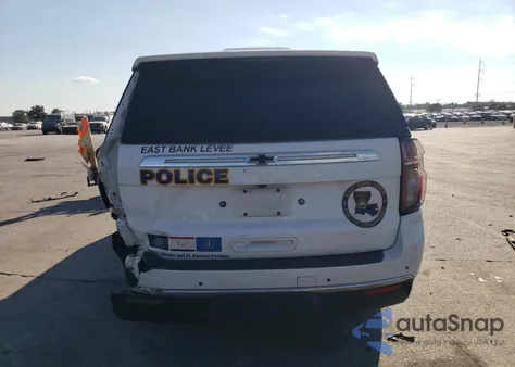 2021 Chevrolet Tahoe K1500 z USA, uszkodzony, nr VIN 1GNSKLED0MR443760